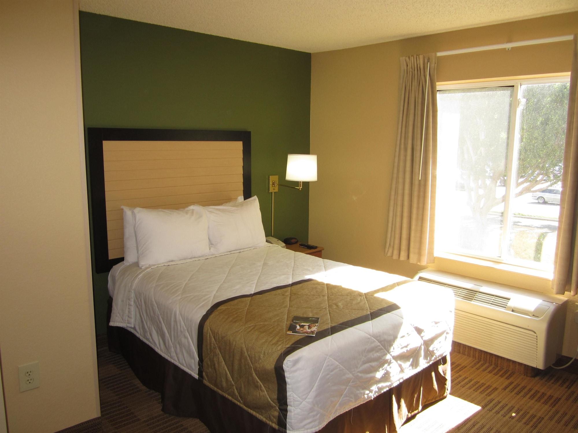 Extended Stay America Suites - Cincinnati - Blue Ash - Kenwood Road Exterior foto